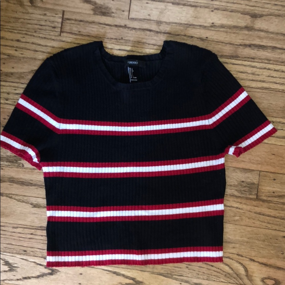 RIBBED STRIPED CROPPED TOP